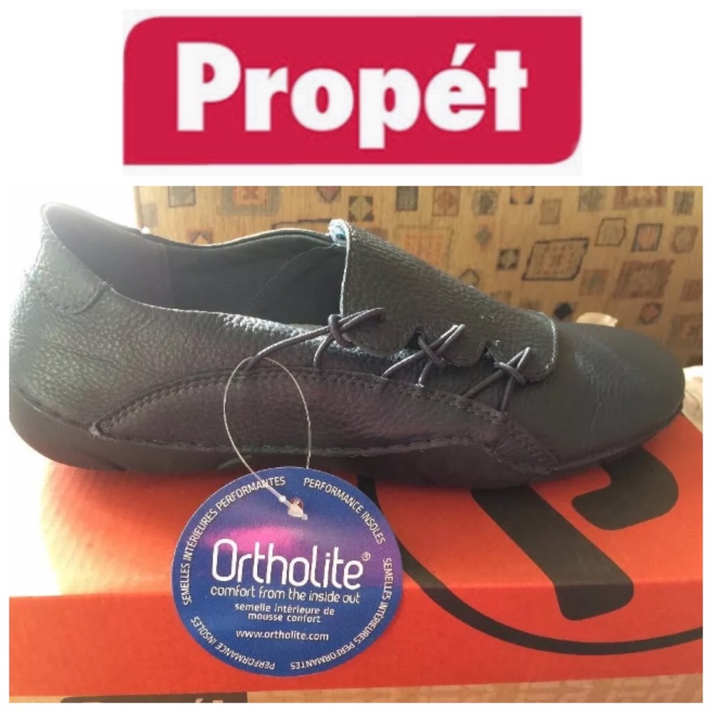 Propet Tawny 9.5W Navy Leather Walking NIB